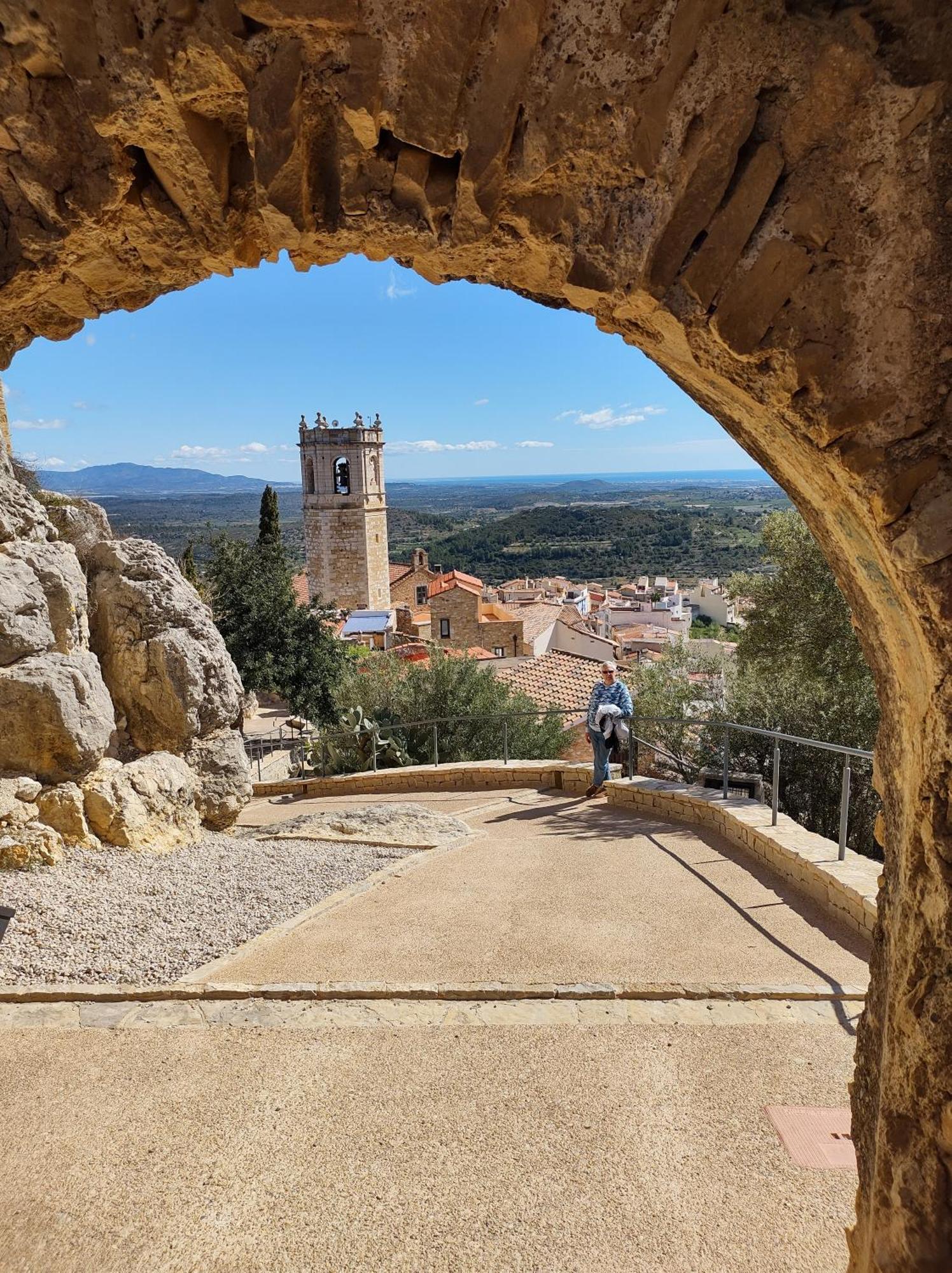 Tranquil And Spacious Townhouse In Historical And Picturesque Cervera Del Maestre 외부 사진