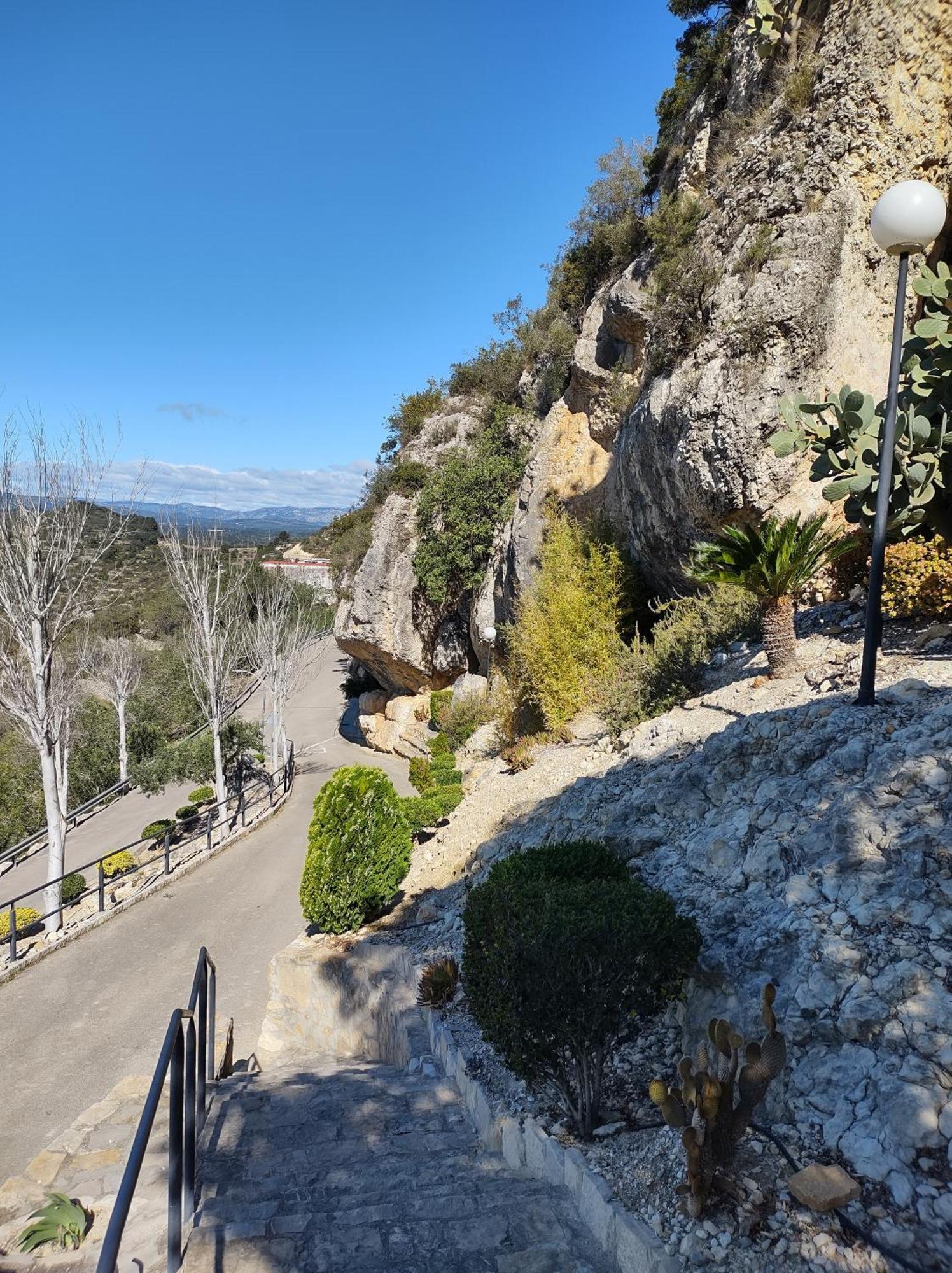 Tranquil And Spacious Townhouse In Historical And Picturesque Cervera Del Maestre 외부 사진