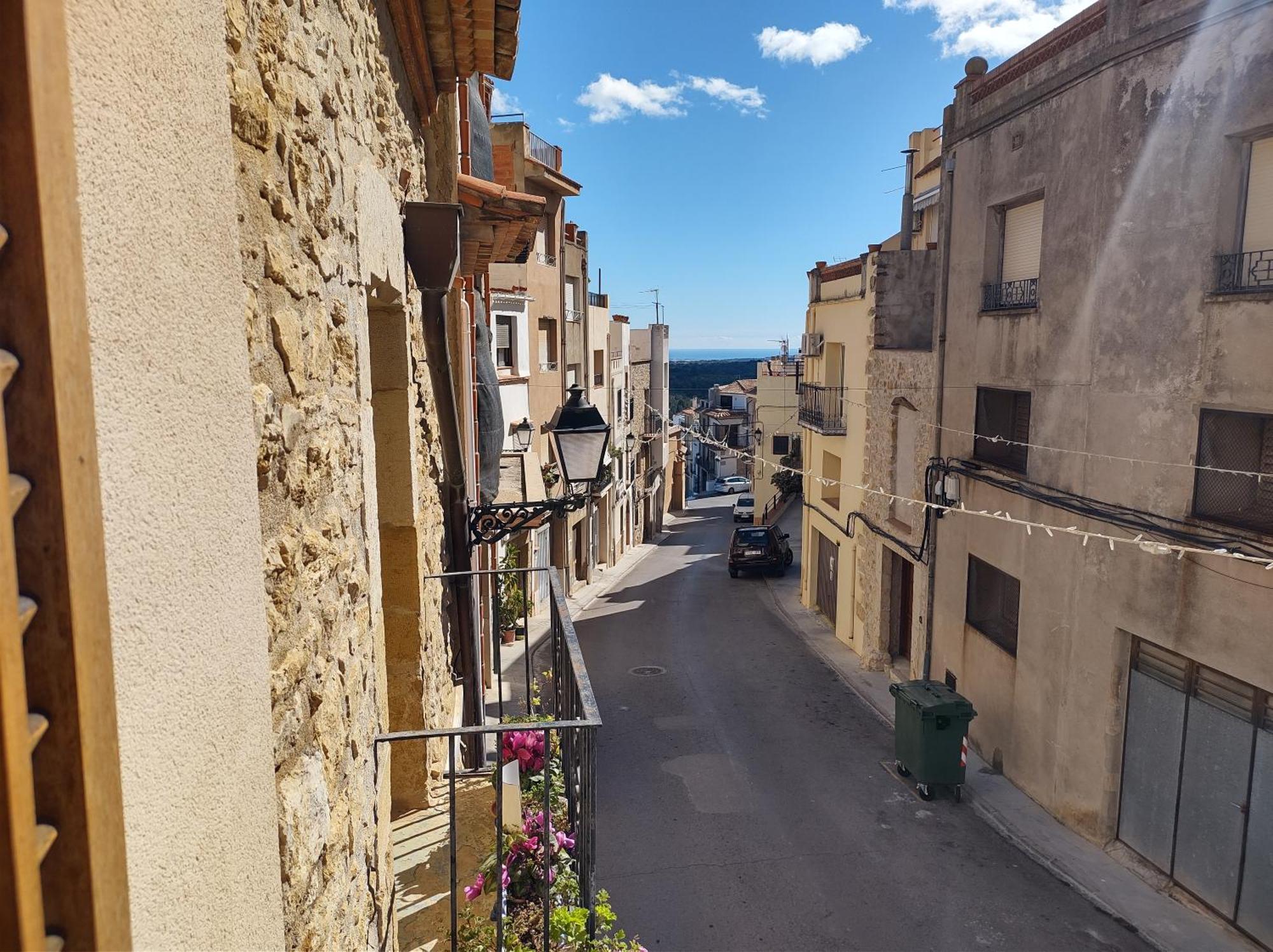 Tranquil And Spacious Townhouse In Historical And Picturesque Cervera Del Maestre 외부 사진